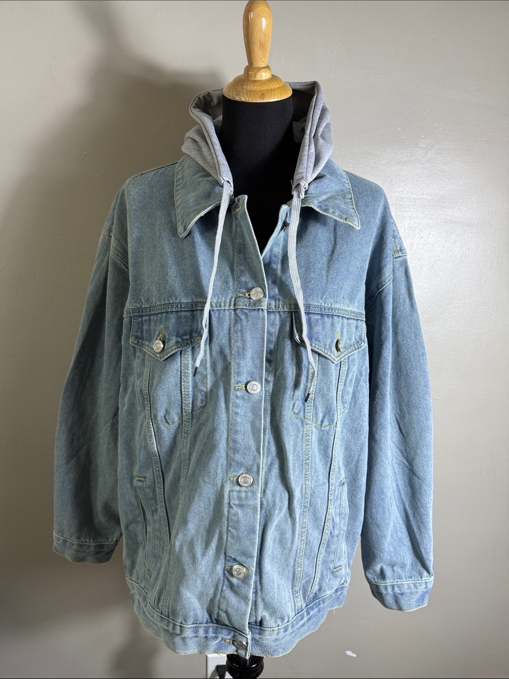 Light Blue Denim Jacket with Detachable Heather Grey Hood Sz XL. NWOT